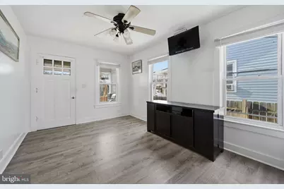 4004 Lawrence Street, Brentwood, MD 20722 - Photo 8