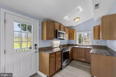 4905 Decatur Street, Hyattsville, MD 20781 - Photo 6