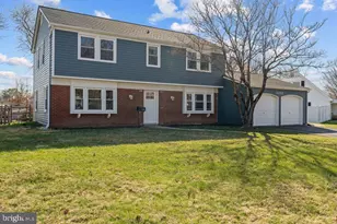 12213 Raritan Ln, Bowie, MD 20715 - Photo 2