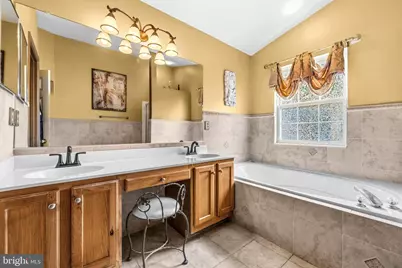 1810 Spanish Oak Lane, Bowie, MD 20721 - Photo 18