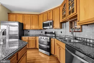 1810 Spanish Oak Ln, Bowie, MD 20721 - Photo 10