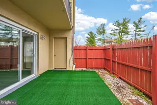 11376 Laurelwalk Dr, Laurel, MD 20708 - Photo 10