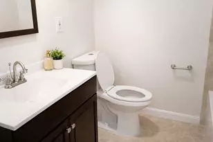 1112 Castlehaven Ct, Capitol Heights, MD 20743 - Photo 4