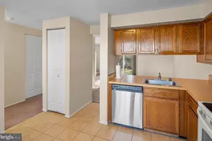 1104 Pewter Ct, Bowie, MD 20716 - Photo 6