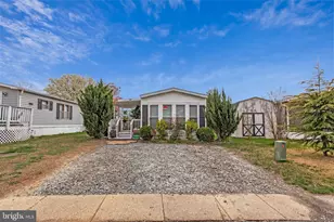 9103 Columbine Ln, Upper Marlboro, MD 20772 - Photo 2