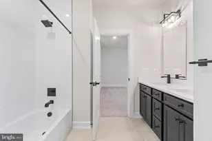 6547 Clubhouse Dr, Laurel, MD 20708 - Photo 46