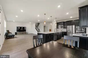 6547 Clubhouse Dr, Laurel, MD 20708 - Photo 16