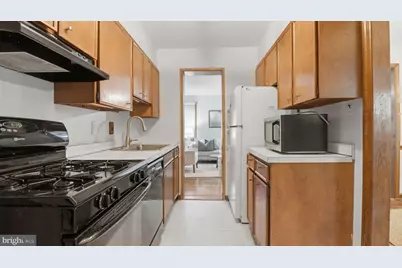 6719 Knollbrook Drive, Hyattsville, MD 20783 - Photo 12