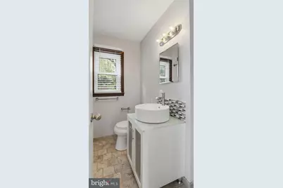 6719 Knollbrook Drive, Hyattsville, MD 20783 - Photo 36