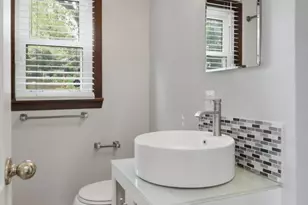 6719 Knollbrook Dr, Hyattsville, MD 20783 - Photo 36