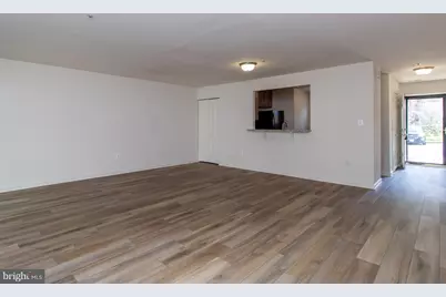 4109 Applegate Court #5, Suitland, MD 20746 - Photo 6