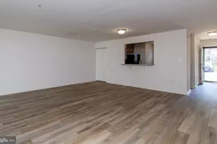 4109 Applegate Ct, Suitland, MD 20746 - Photo 6