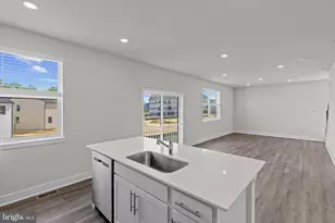 5214 Manor Park Dr, Upper Marlboro, MD 20772 - Photo 10