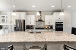 510 Harborview Dr, National Harbor, MD 20745 - Photo 22