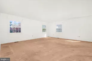 12802 Kemper Ln, Bowie, MD 20715 - Photo 18