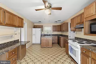 12607 Kembridge Dr, Bowie, MD 20715 - Photo 8