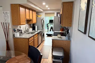 2218 Dawn Ln, Temple Hills, MD 20748 - Photo 16