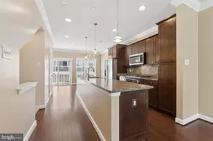 7205 Barrberry Ln, Beltsville, MD 20705 - Photo 2