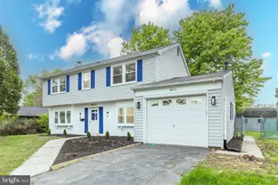 4410 Ockford Ln, Bowie, MD 20715 - Photo 2