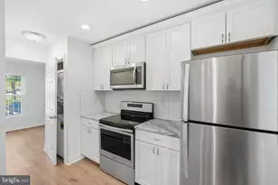 7619 Ingrid Pl, Landover, MD 20785 - Photo 10