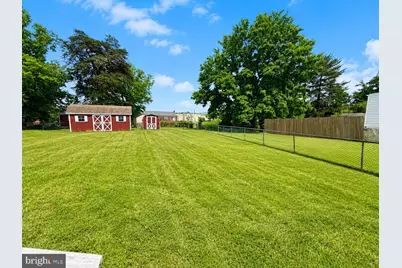 8107 Jordan Park Boulevard, District Heights, MD 20747 - Photo 14