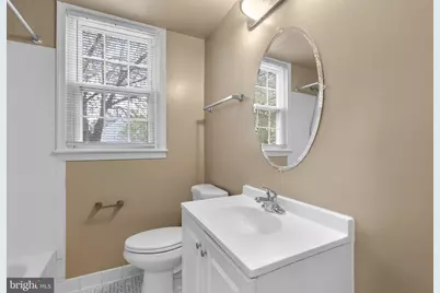 4719 Queensbury Road, Riverdale, MD 20737 - Photo 14