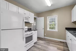 4719 Queensbury Rd, Riverdale, MD 20737 - Photo 8