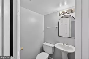 1062 Karen Blvd, Capitol Heights, MD 20743 - Photo 32