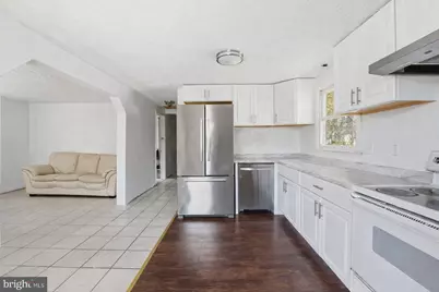 20 Tunic Avenue, Capitol Heights, MD 20743 - Photo 4