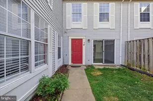 19 Barberry Ct, Upper Marlboro, MD 20774 - Photo 2