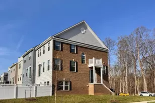 10851 Foxtrot Cir, Upper Marlboro, MD 20772 - Photo 40