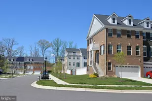 10851 Foxtrot Cir, Upper Marlboro, MD 20772 - Photo 38