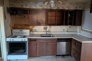 7003 Nottingham Ct, Upper Marlboro, MD 20772 - Photo 2