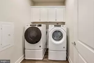 104 St Ives Pl, Oxon Hill, MD 20745 - Photo 36