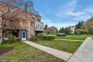 8116 Lakecrest Dr, Greenbelt, MD 20770 - Photo 2