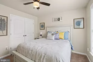 9119 Glenarden - Room B, Glenarden, MD 20706 - Photo 4