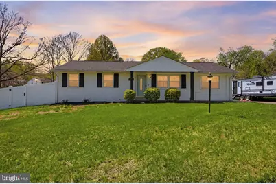 16111 Village Drive W, Upper Marlboro, MD 20772 - Photo 2