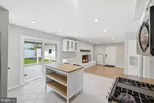 16111 Village Dr W, Upper Marlboro, MD 20772 - Photo 22