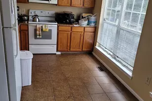 7251 Morrison Dr, Greenbelt, MD 20770 - Photo 4