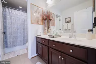 2703 Brownlee Ct, Lanham, MD 20706 - Photo 38