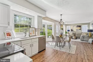 12809 Thistle Blossom Way, Upper Marlboro, MD 20772 - Photo 6