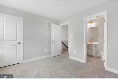 4770 Towne Square Boulevard, Suitland, MD 20746 - Photo 26