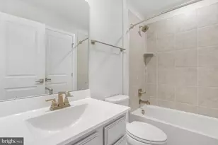 4770 Towne Square Blvd, Suitland, MD 20746 - Photo 28