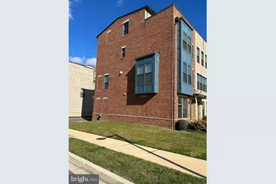 4770 Towne Square Boulevard, Suitland, MD 20746 - Photo 2