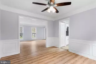 2807 Falling Brook, Hyattsville, MD 20783 - Photo 8