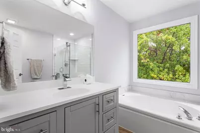 2807 Falling Brook, Hyattsville, MD 20783 - Photo 26