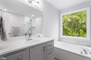 2807 Falling Brook, Hyattsville, MD 20783 - Photo 26