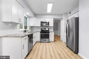 2807 Falling Brook, Hyattsville, MD 20783 - Photo 10