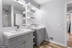 2807 Falling Brook, Hyattsville, MD 20783 - Photo 24