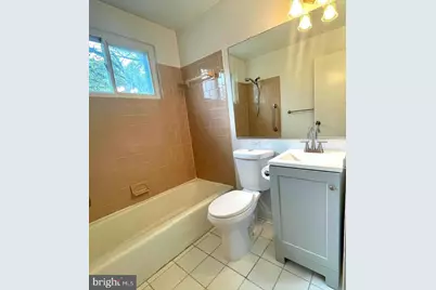 5028 Roseld Court, Oxon Hill, MD 20745 - Photo 12